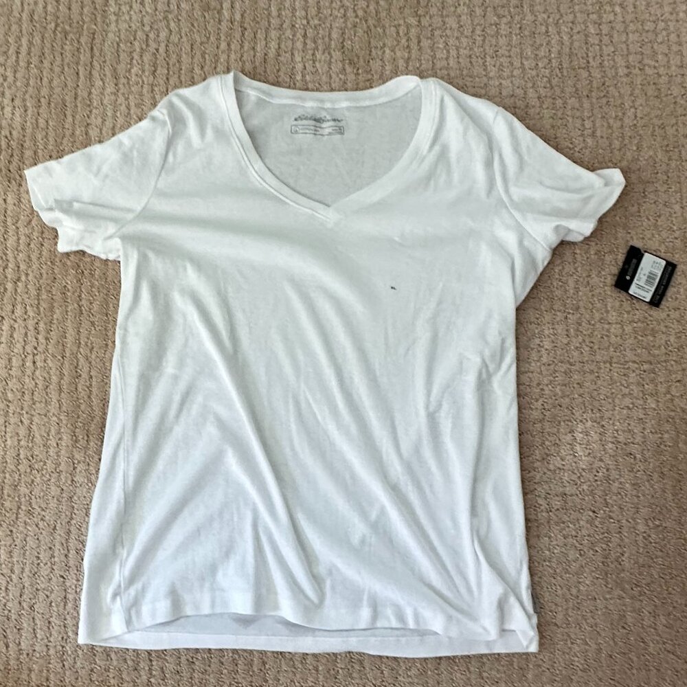 Eddie Bauer white t-shirt